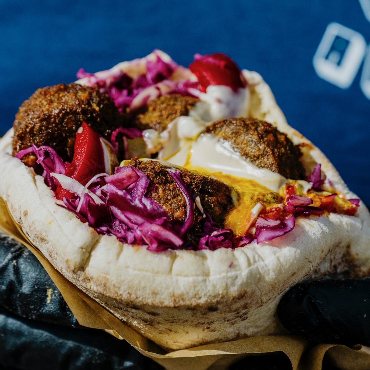 Falafval achtergrond